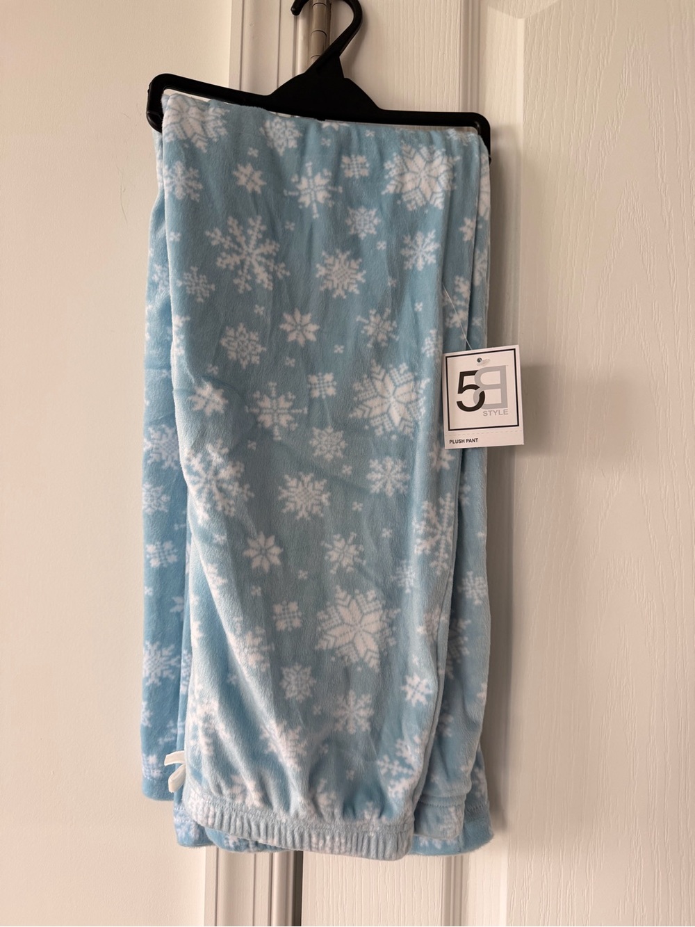 5th & Ocean Light Blue Snowflake Plush Pajama Pants - Cozy Winter Sleepwear